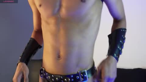 Buster independent model online show from 10.15.25