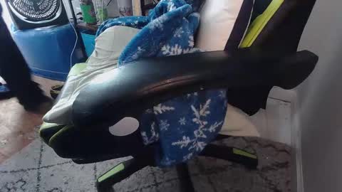 Snapshot of bustingnuts2025 chatting on 03.03.26 Busting online show from 03.03.26