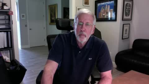 Snapshot of bustinout99 chatting on 03.04.25 afternoon wood online show from 03.04.25