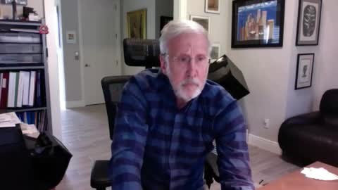 Snapshot of bustinout99 chatting on 10.30.25 afternoon wood online show from 10.30.25