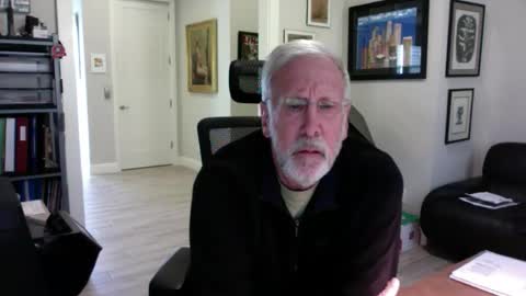 Snapshot of bustinout99 chatting on 12.15.25 afternoon wood online show from 12.15.25