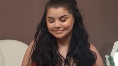 Snapshot of busty_madison chatting on 12.22.24 busty_madison online show from 12.22.24