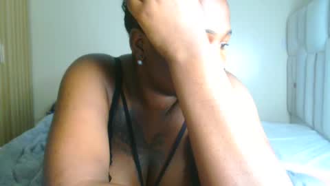 Snapshot of busty_mellons69 chatting on 04.19.26 busty_mellons69 online show from 04.19.26