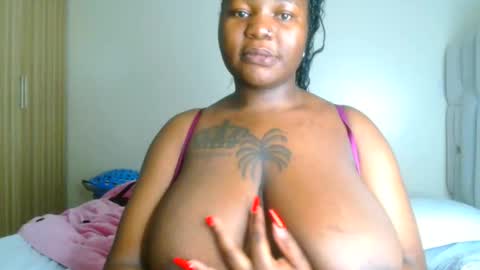 Snapshot of busty_mellons69 chatting on 04.21.26 busty_mellons69 online show from 04.21.26