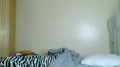 Snapshot of busty_mellons69 chatting on 04.29.26 busty_mellons69 online show from 04.29.26