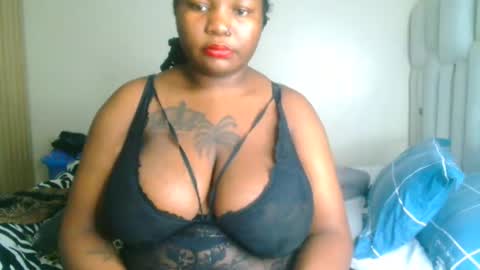 Snapshot of busty_mellons69 chatting on 05.13.26 busty_mellons69 online show from 05.13.26