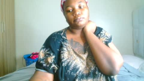 Snapshot of busty_mellons69 chatting on 06.25.26 busty_mellons69 online show from 06.25.26