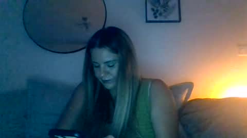 Snapshot of busty_yasmin chatting on 06.03.26 Busty-Yasmin online show from 06.03.26