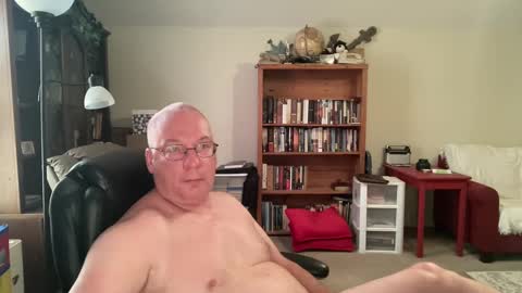 bustyballs100 online show from 09.12.25