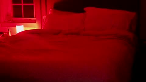 busy40somethingcpl online show from 04.18.26