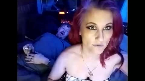 busybee83 online show from 03.06.25