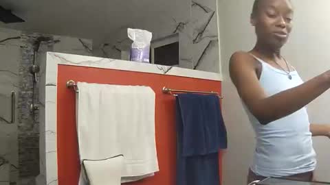 Goddess online show from 12.21.25