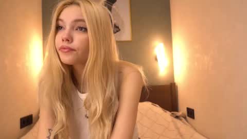 Snapshot of butteflai chatting on 02.05.26 butteflai online show from 02.05.26