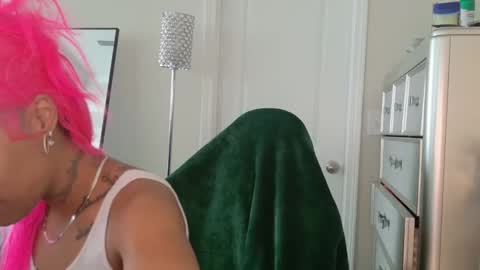 butterfly booty online show from 02.07.26