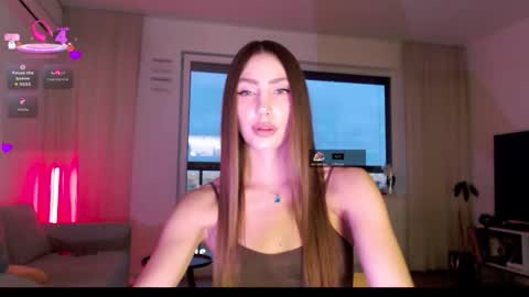 Snapshot of butterflys_ chatting on 11.04.25 Lauren online show from 11.04.25