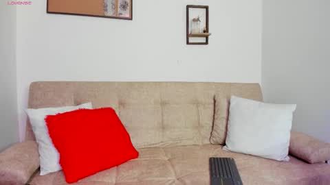 BUNNY BELLA online show from 03.17.26