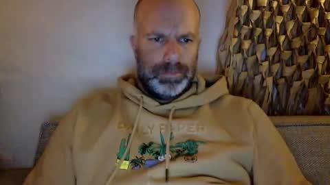 Snapshot of buurman1982isback chatting on 10.01.25 buurman1982isback online show from 10.01.25