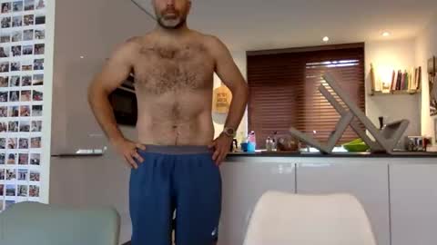 Snapshot of buurman1982isback chatting on 10.06.25 buurman1982isback online show from 10.06.25