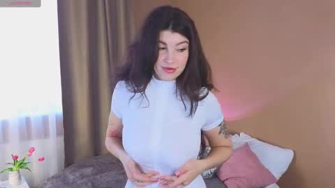 Kira online show from 02.25.25