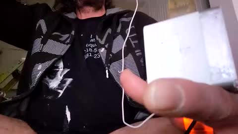 Snapshot of c5885470539954 chatting on 12.17.25 c5885470539954 online show from 12.17.25