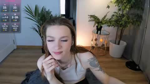 Polly online show from 11.22.25