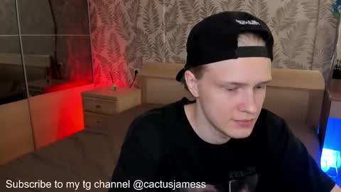 Snapshot of cactusjames_69 chatting on 09.09.25 James online show from 09.09.25