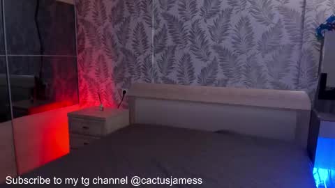 Snapshot of cactusjames_69 chatting on 09.10.25 James online show from 09.10.25