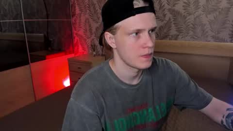 Snapshot of cactusjames_69 chatting on 09.16.25 James online show from 09.16.25