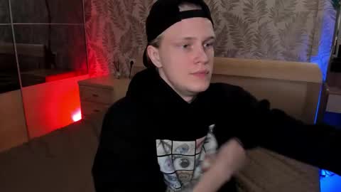 Snapshot of cactusjames_69 chatting on 09.18.25 James online show from 09.18.25