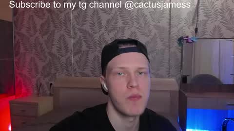 Snapshot of cactusjames_69 chatting on 11.22.25 James online show from 11.22.25