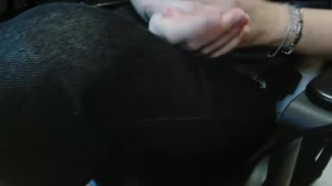 Snapshot of cafetabac chatting on 02.26.25 cafetabac online show from 02.26.25