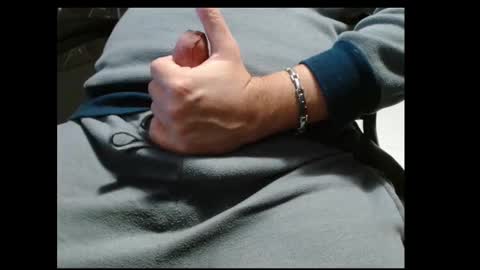 Snapshot of cafetabac chatting on 10.21.25 cafetabac online show from 10.21.25