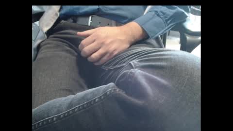 Snapshot of cafetabac chatting on 10.26.25 cafetabac online show from 10.26.25