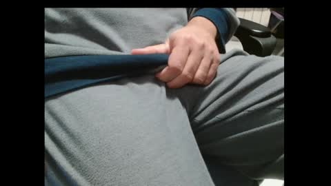 Snapshot of cafetabac chatting on 11.12.25 cafetabac online show from 11.12.25