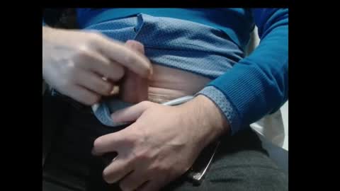 Snapshot of cafetabac chatting on 11.26.25 cafetabac online show from 11.26.25