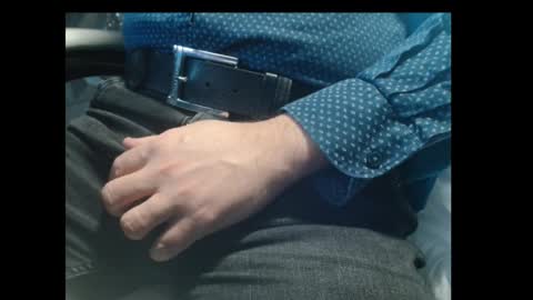 Snapshot of cafetabac chatting on 12.01.25 cafetabac online show from 12.01.25