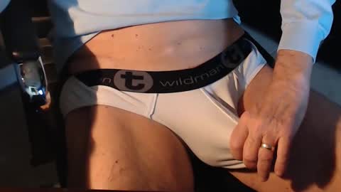 Snapshot of cagay8 chatting on 12.20.24 CAgay8 online show from 12.20.24