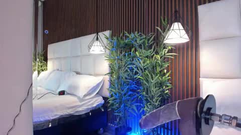 CailynBrown online show from 11.15.25