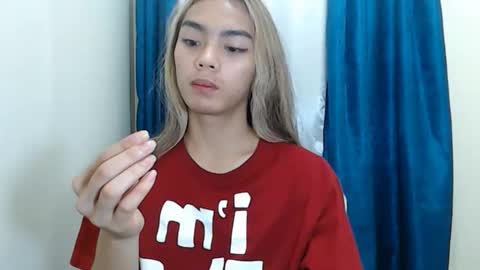 Snapshot of caitessa_bellemoir chatting on 04.03.26 caitessa_bellemoir online show from 04.03.26