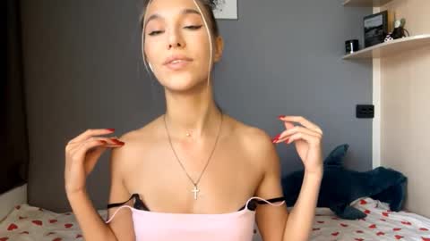 Kate online show from 10.22.25