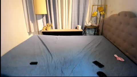 Snapshot of caitlyn_nuty chatting on 11.02.25 C A I T L Y N online show from 11.02.25