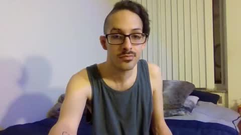 Snapshot of cal_xxx chatting on 11.09.25 Cal XXX online show from 11.09.25