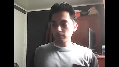 Snapshot of caligula_99 chatting on 10.11.25 Calgula online show from 10.11.25