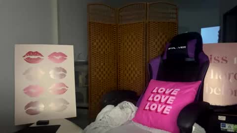 Snapshot of caliiie_of chatting on 02.16.26 Caliiie of online show from 02.16.26