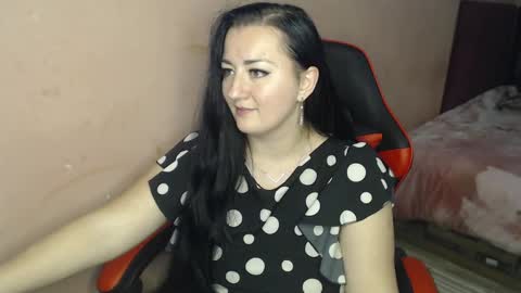 Snapshot of call_me_shaya chatting on 12.13.24 Shaya online show from 12.13.24