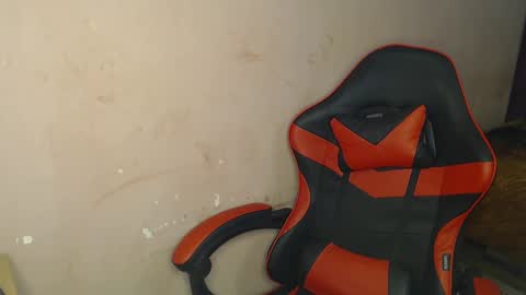 Snapshot of call_me_shaya chatting on 12.17.24 Shaya online show from 12.17.24