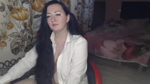 Snapshot of call_me_shaya chatting on 03.11.25 Shaya online show from 03.11.25