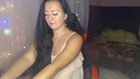 Snapshot of call_me_shaya chatting on 09.15.25 Shaya online show from 09.15.25