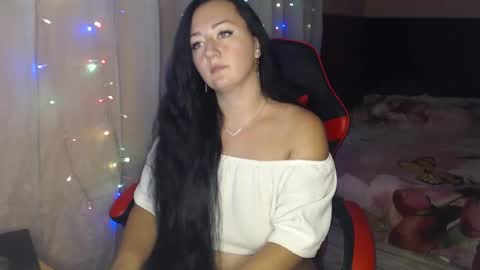 Snapshot of call_me_shaya chatting on 09.26.25 Shaya online show from 09.26.25