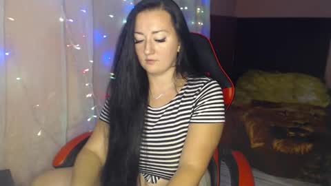 Snapshot of call_me_shaya chatting on 10.07.25 Shaya online show from 10.07.25